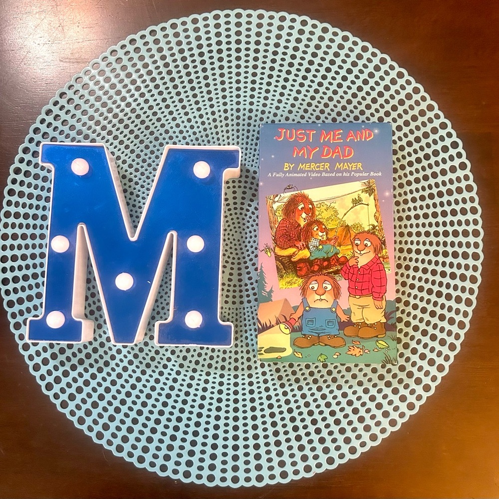 "Just Me and My Dad"VHS Tape Mercer Mayer, Golden Book Video 1993, Used